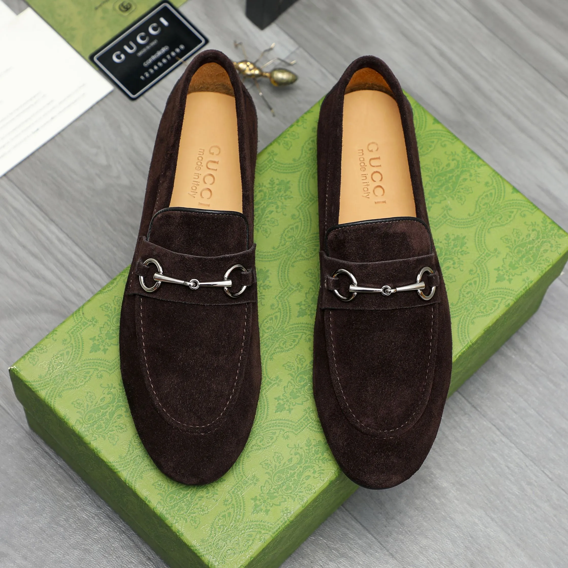 Men's shoes 💰p400 Product trademark: GUCCI "Gucci" business casual leather shoes Regular size: 38-46 (38.45.46 custom-made, non-returnable) Product materials: Selected suede cowhide upper, cowhide lining, original rubber outsole